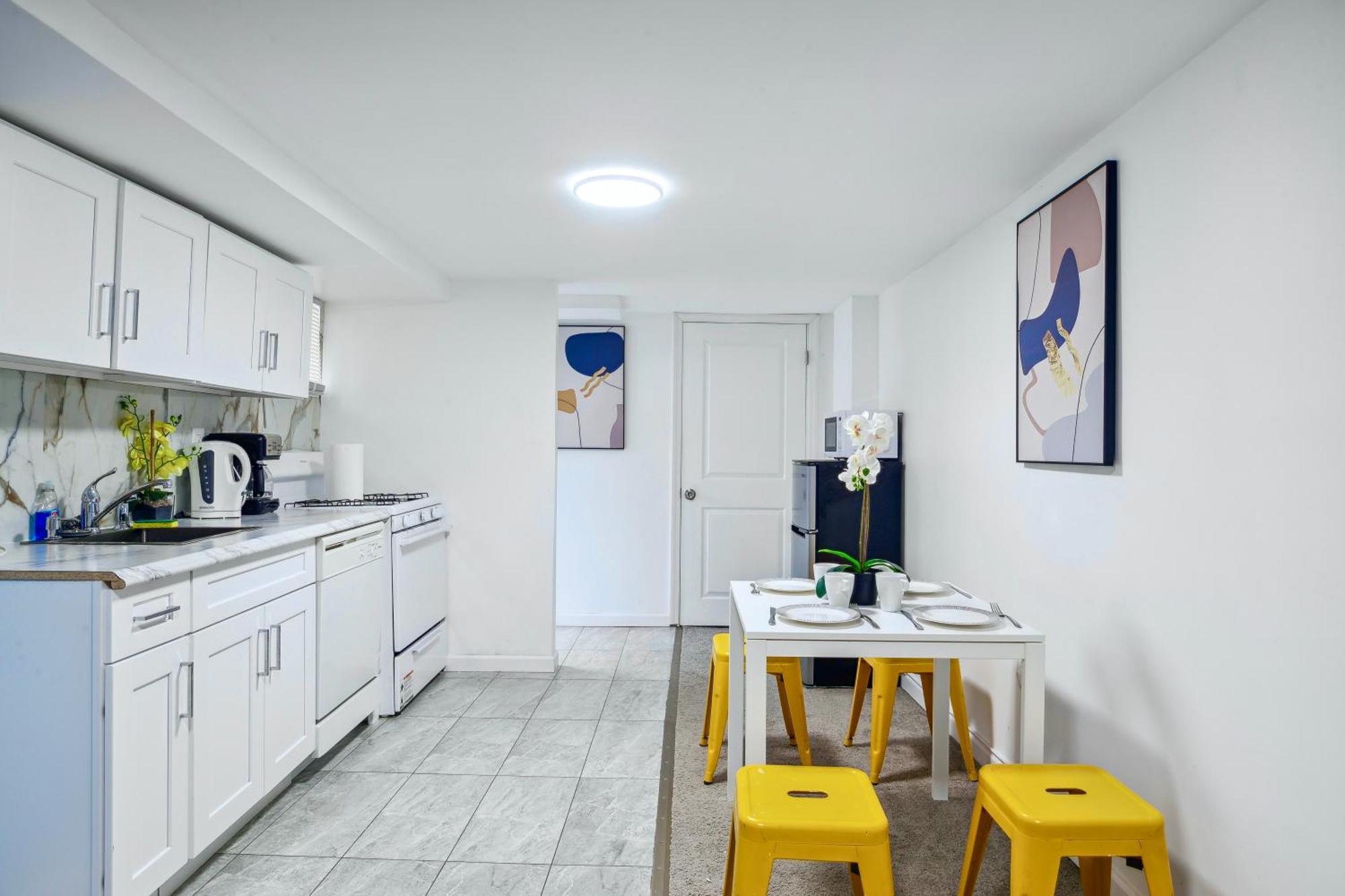 2 Bedroom Cozy Gem Manhattan Beach New York Exterior foto